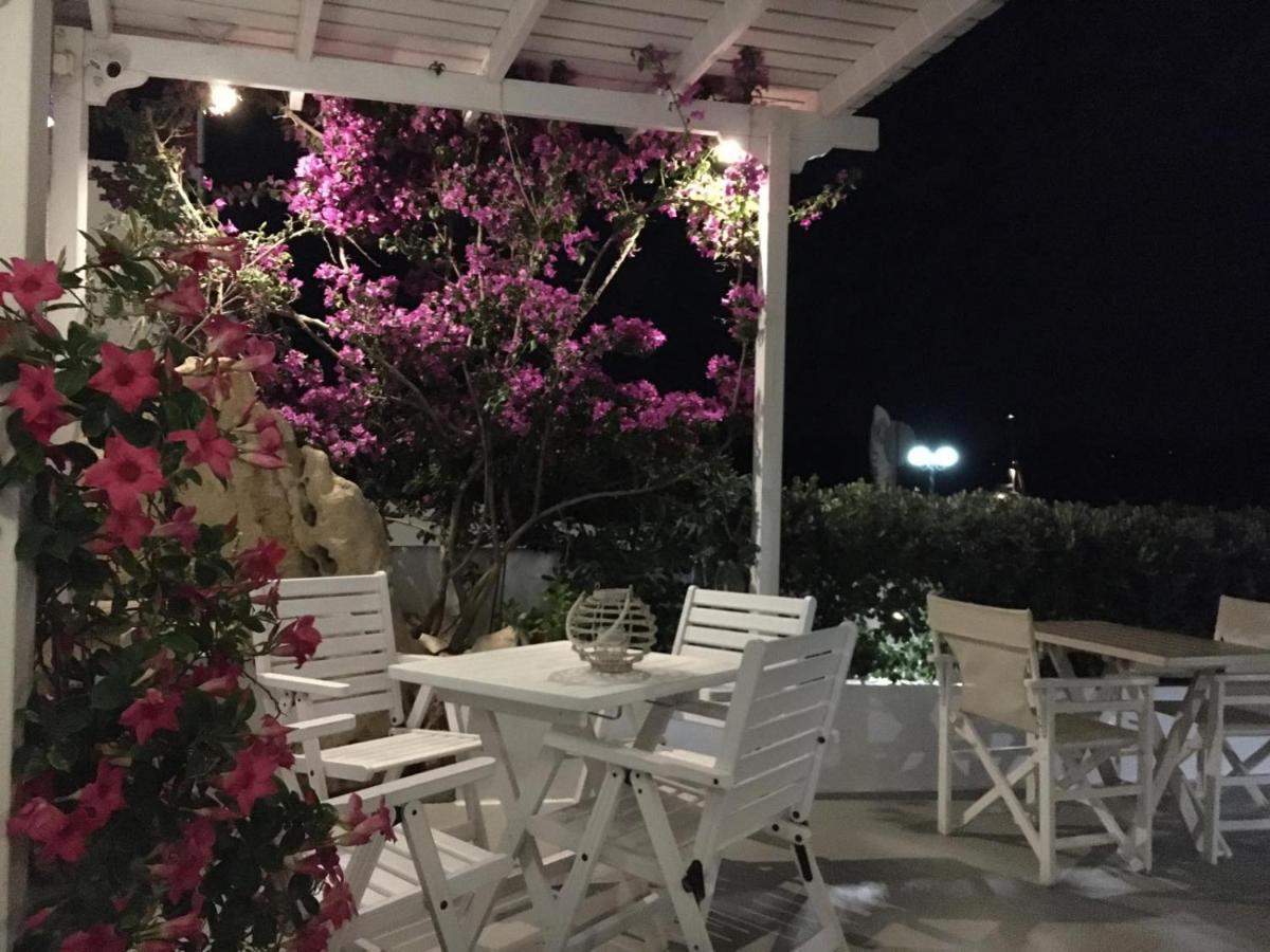 Villa Zampeta Adamantas  Luaran gambar